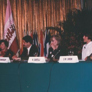 1994. 19 Congreso LNE. Milano